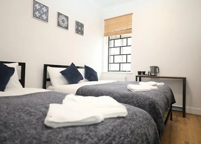 Golders Park Hotel